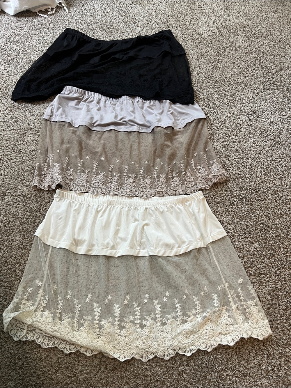 Demdaco Women's skirt or shirt extender - Black, Taupe, Ivory